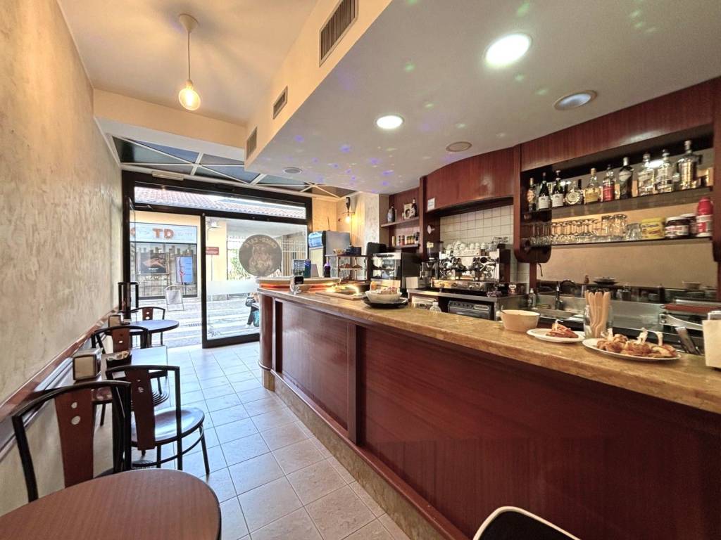 negozio in vendita a Cinisello Balsamo