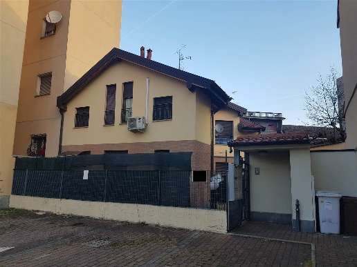 appartamento in vendita a Cinisello Balsamo in zona Crocetta