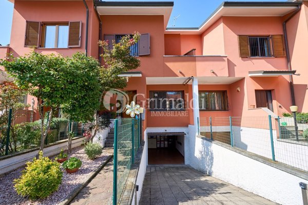 casa indipendente in vendita a Cinisello Balsamo