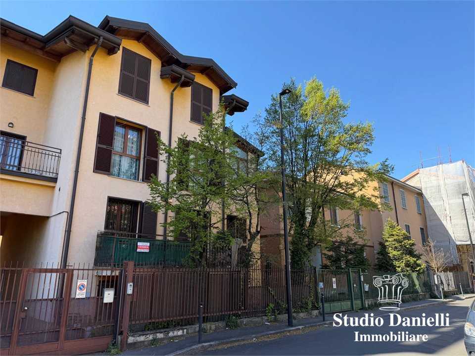 casa indipendente in vendita a Cinisello Balsamo
