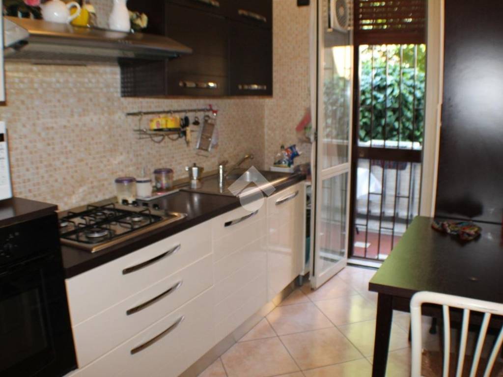 appartamento in vendita a Cinisello Balsamo in zona Robecco