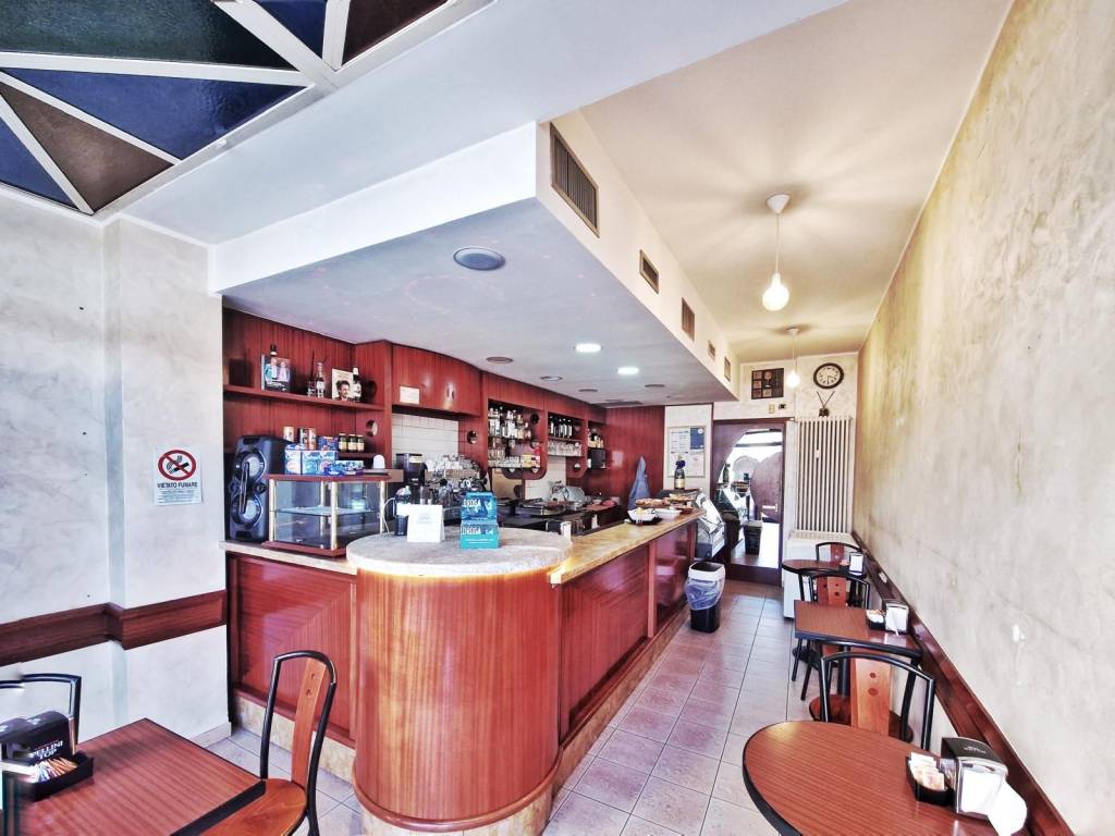 negozio in vendita a Cinisello Balsamo