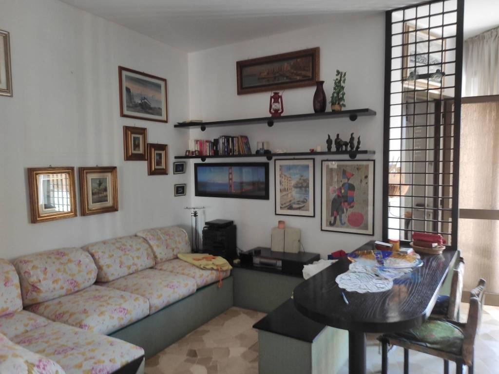 appartamento in vendita a Cinisello Balsamo in zona Robecco