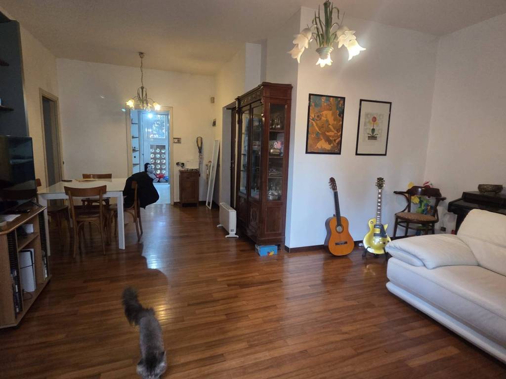 appartamento in vendita a Cinisello Balsamo in zona Robecco