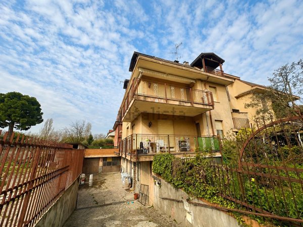 casa indipendente in vendita a Cinisello Balsamo
