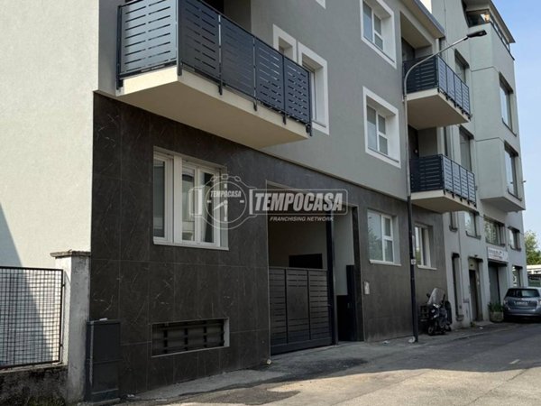 appartamento in vendita a Cinisello Balsamo in zona Robecco