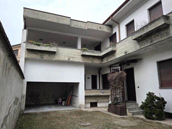 casa indipendente in vendita a Cinisello Balsamo