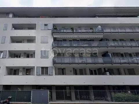 appartamento in vendita a Cinisello Balsamo in zona Robecco