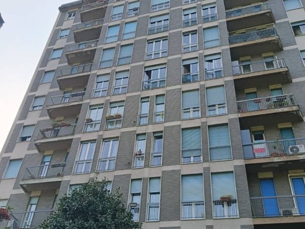 appartamento in vendita a Cinisello Balsamo in zona Robecco