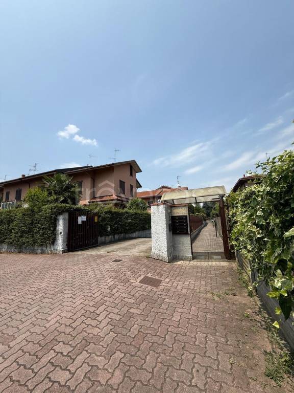 casa indipendente in vendita a Cinisello Balsamo