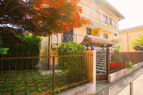 casa indipendente in vendita a Cinisello Balsamo