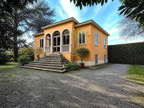 casa indipendente in vendita a Cinisello Balsamo in zona Robecco