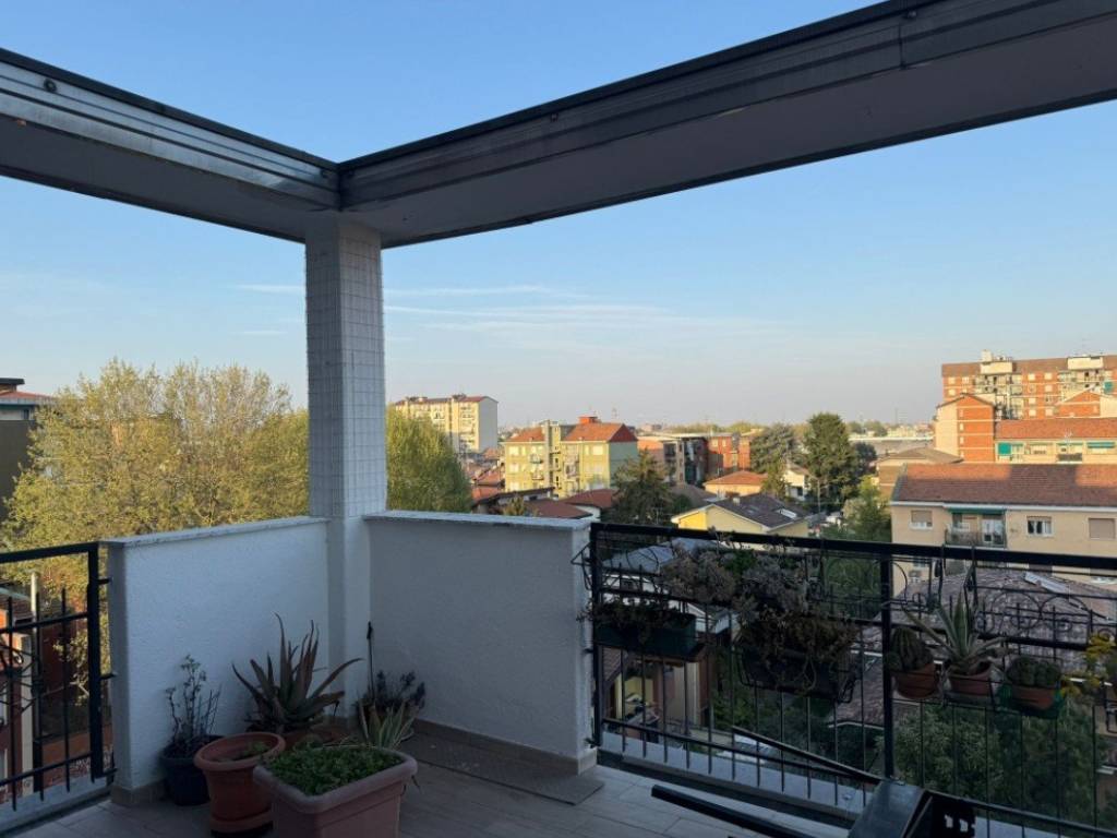 appartamento in vendita a Cinisello Balsamo in zona Robecco