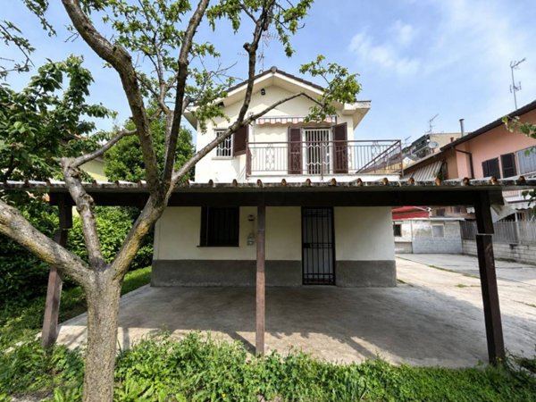 casa indipendente in vendita a Cinisello Balsamo