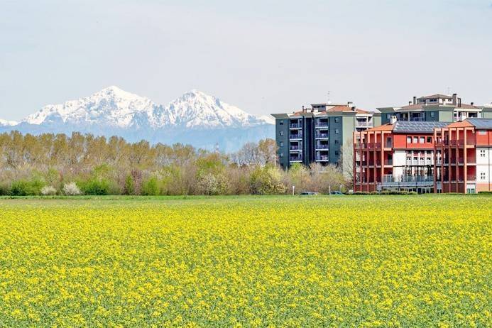 terreno edificabile in vendita a Cinisello Balsamo in zona Sant'Eusebio