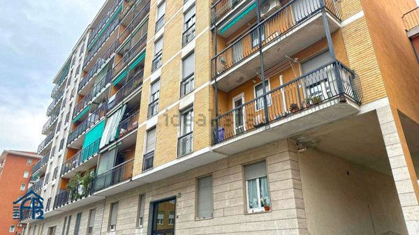 casa indipendente in vendita a Cinisello Balsamo in zona Villa Rachele