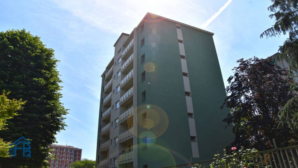 appartamento in vendita a Cinisello Balsamo in zona Villa Rachele