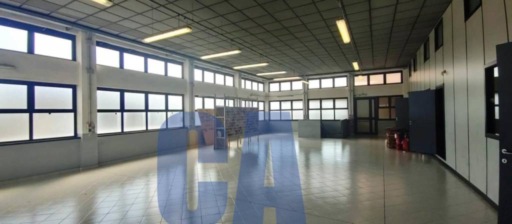 negozio in vendita a Cinisello Balsamo in zona Bettola