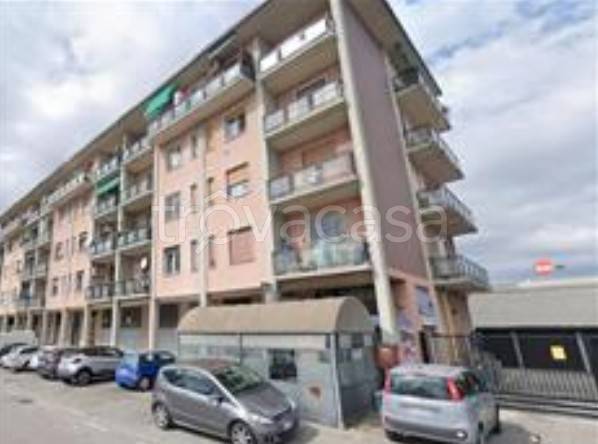 appartamento in vendita a Cinisello Balsamo in zona Robecco