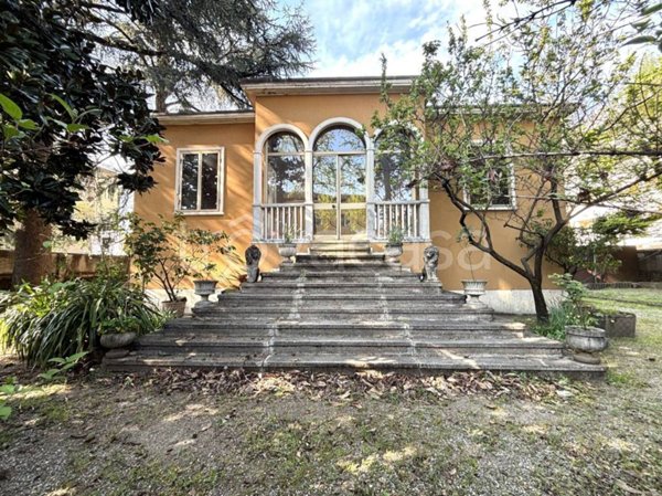 casa indipendente in vendita a Cinisello Balsamo in zona Robecco