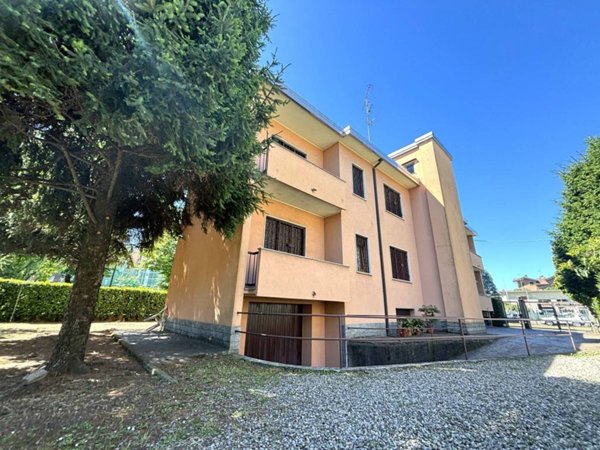 appartamento in vendita a Cinisello Balsamo in zona Robecco