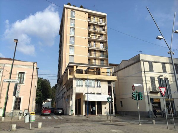 appartamento in vendita a Cinisello Balsamo in zona Robecco