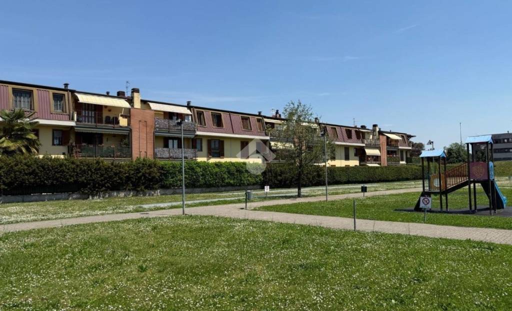 appartamento in vendita a Cinisello Balsamo in zona Campo dei Fiori