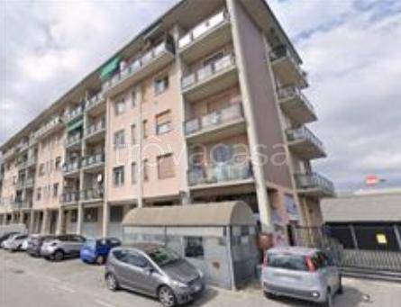 appartamento in vendita a Cinisello Balsamo in zona Robecco