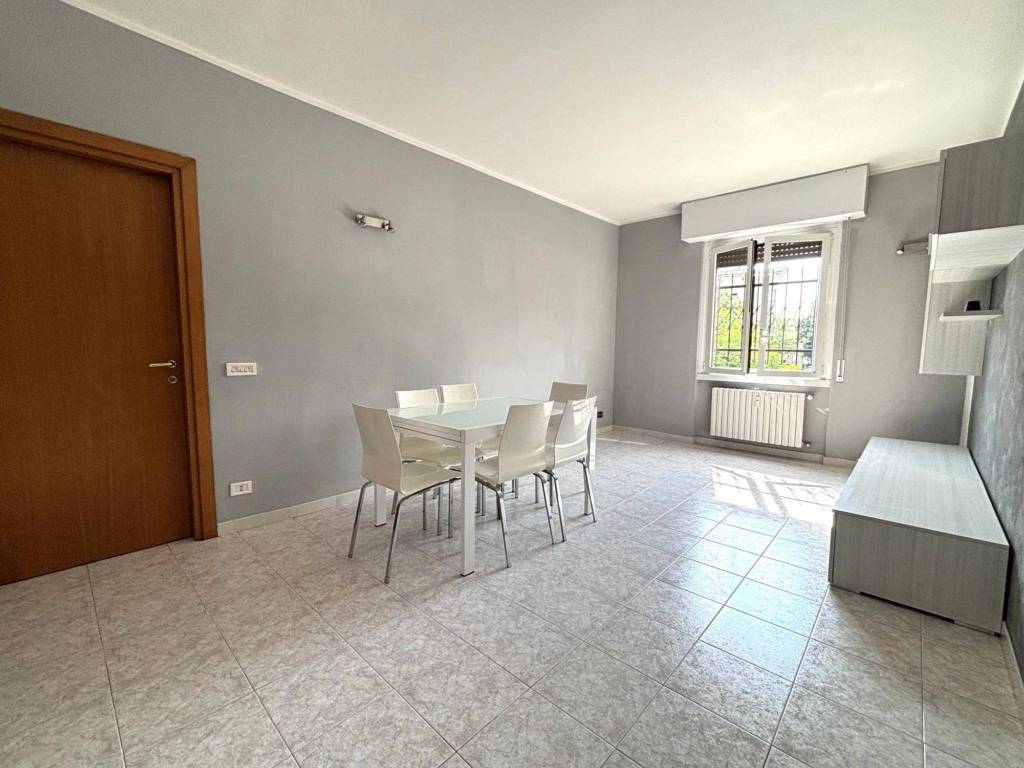 appartamento in vendita a Cinisello Balsamo in zona Robecco
