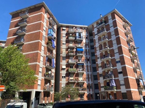appartamento in vendita a Cinisello Balsamo in zona Crocetta
