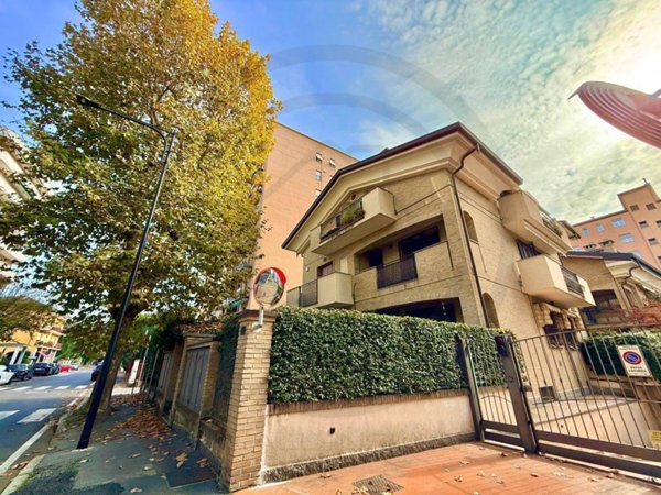 appartamento in vendita a Cinisello Balsamo