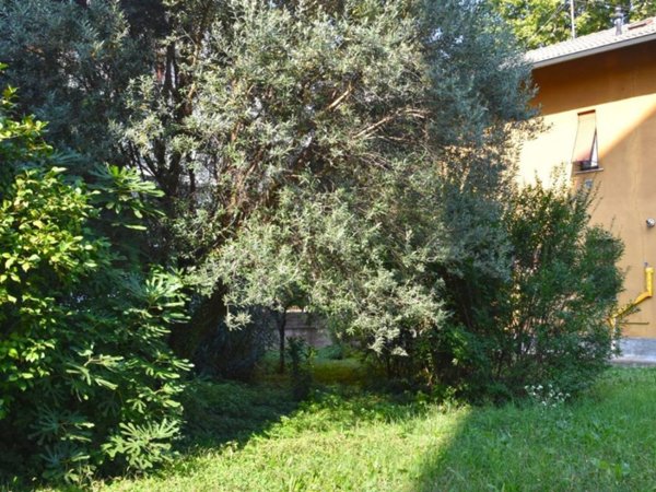 casa indipendente in vendita a Cinisello Balsamo in zona Robecco