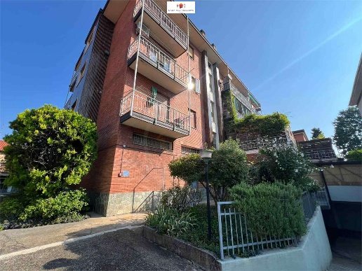 appartamento in vendita a Cinisello Balsamo in zona Sant'Eusebio