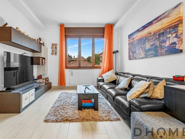 casa indipendente in vendita a Cinisello Balsamo