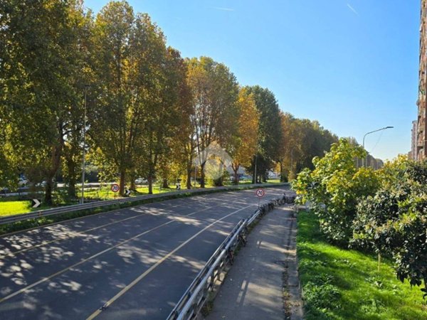 appartamento in vendita a Cinisello Balsamo in zona Robecco