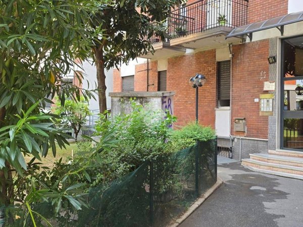 appartamento in vendita a Cinisello Balsamo in zona Robecco