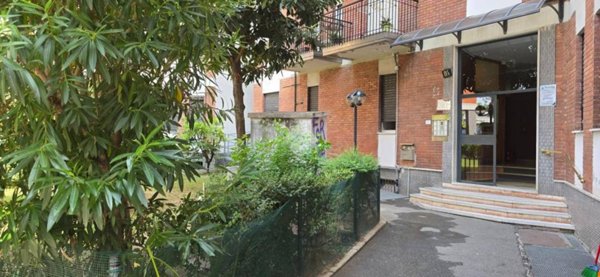 appartamento in vendita a Cinisello Balsamo in zona Crocetta