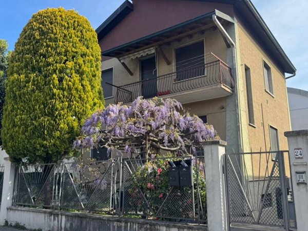 casa indipendente in vendita a Cinisello Balsamo
