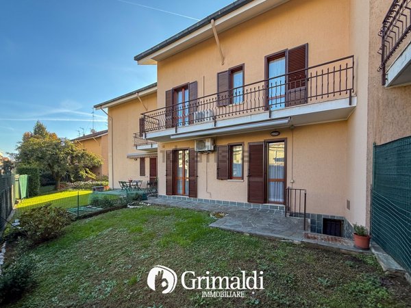 casa indipendente in vendita a Cinisello Balsamo in zona Robecco