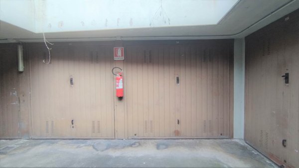 box auto in vendita a Cinisello Balsamo