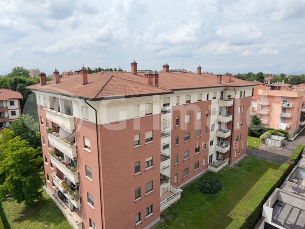 appartamento in vendita a Cinisello Balsamo in zona Sant'Eusebio