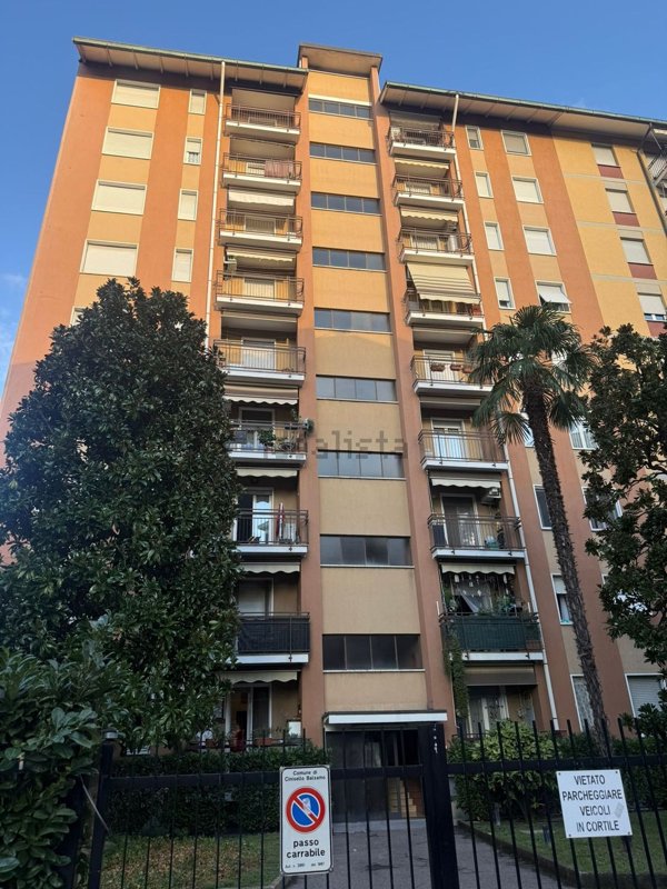 appartamento in vendita a Cinisello Balsamo in zona Robecco