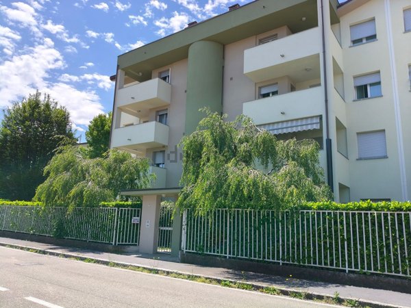 appartamento in vendita a Cinisello Balsamo in zona Sant'Eusebio