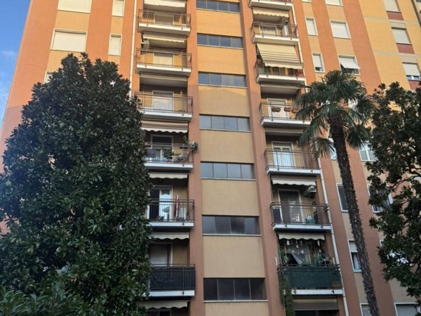appartamento in vendita a Cinisello Balsamo in zona Robecco