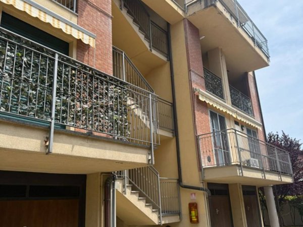 appartamento in vendita a Cinisello Balsamo in zona Robecco
