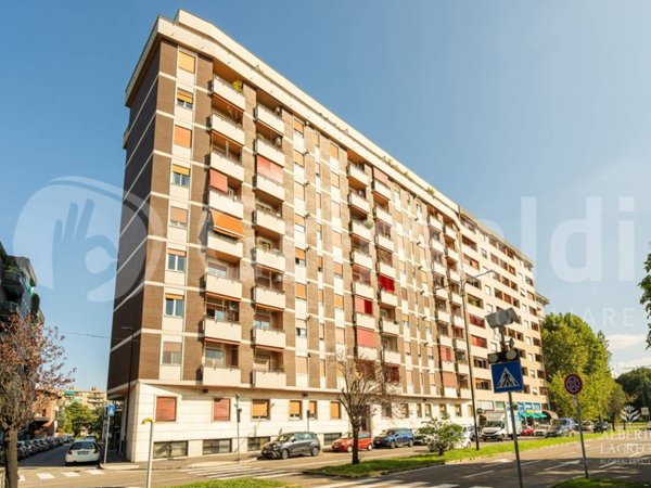 appartamento in vendita a Cinisello Balsamo in zona Robecco