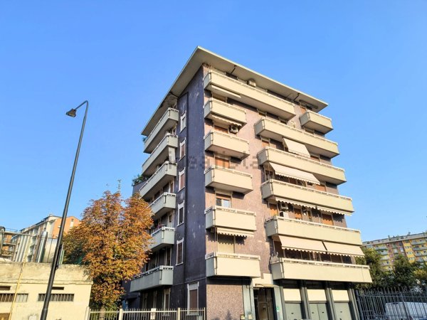 appartamento in vendita a Cinisello Balsamo in zona Crocetta