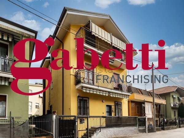 appartamento in vendita a Cinisello Balsamo in zona Sant'Eusebio