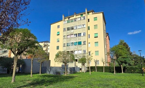 appartamento in vendita a Cinisello Balsamo in zona Crocetta