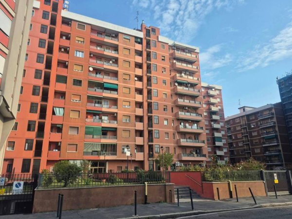 appartamento in vendita a Cinisello Balsamo in zona Villa Rachele